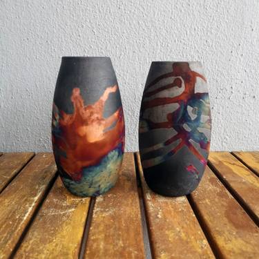 Tsuri 2 Pack Raku Fired Ceramic Pottery Vase - Carbon Copper thumb