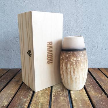 Tsuri raku fired ceramic pottery vase with gift box - Obvara thumb