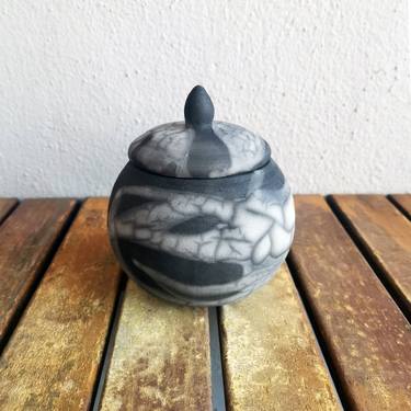 Kioku Small Urn raku fired ceramic vessel - Smoked Raku thumb