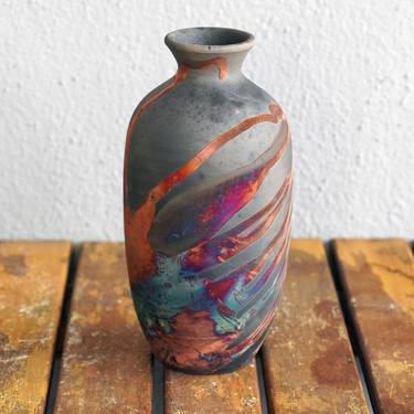 Koban raku fired ceramic pottery vase - Carbon Copper thumb