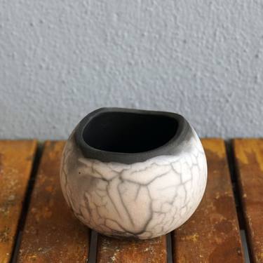 Hikari raku fired ceramic pottery vase - Smoked Raku thumb