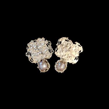 Saatchi Art Artist Seeun Kim; Sculpture, “Natural Gemstone Collection-Pearl Earrings” #art