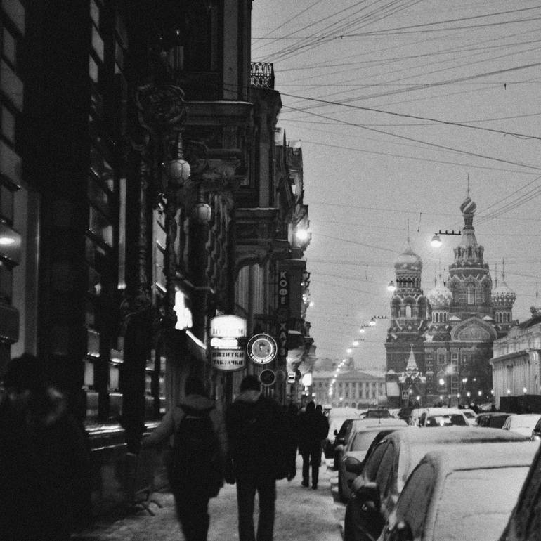 Original Cities Photography by Fabiolla Loureiro | Black & White Art on Paper | The Lives of Others (Saint Petersburg)