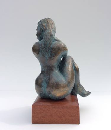 Original Figurative Nude Sculpture by Zuzu Sahillioglu