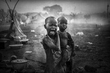 Crying child Mundari, South Sudan thumb