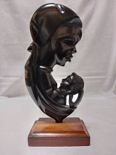 Original Abstract Family Sculpture by Aeidy Kassimba
