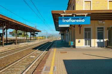 Stazione Ferroviaria di Trofarello thumb
