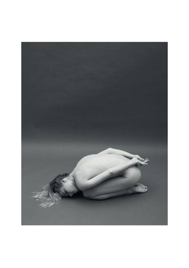 Original Minimalism Nude Photography by Anne Demia