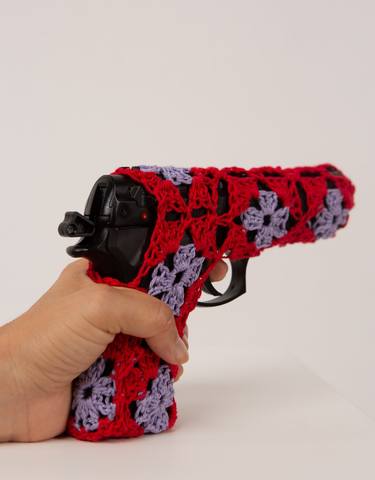 Red Gun 1 thumb