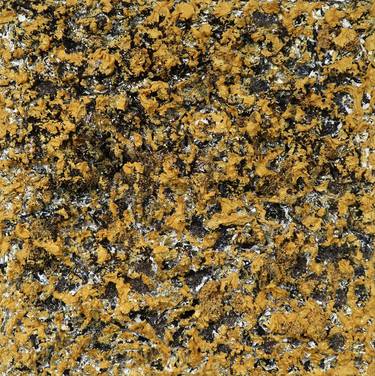 Gold small Earth thumb