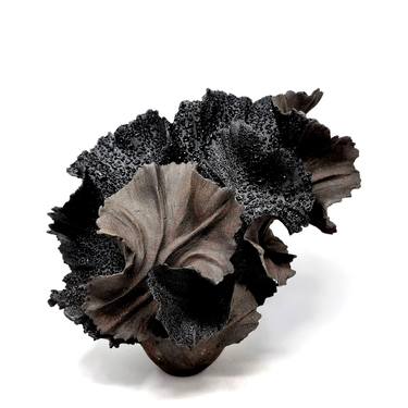 Black Stoneware Wave Sculpture // 207 thumb