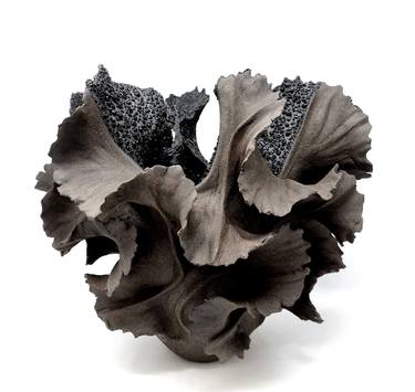 Black Leaf Stonewear Sculpture // 205 thumb
