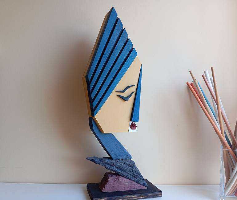 Original Bauhaus Women Sculpture by José Manuel Solares