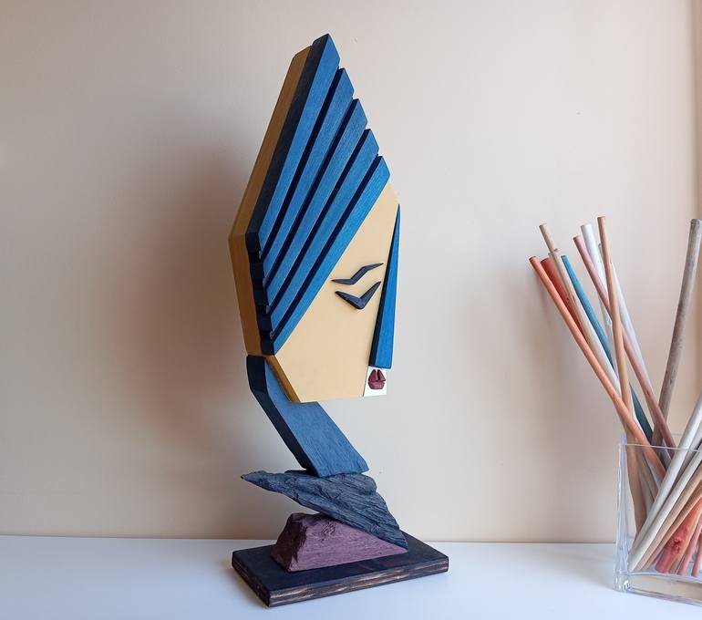 Original Bauhaus Women Sculpture by José Manuel Solares