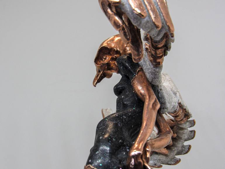 Original Figurative Nude Sculpture by Yura Ghutzuliak