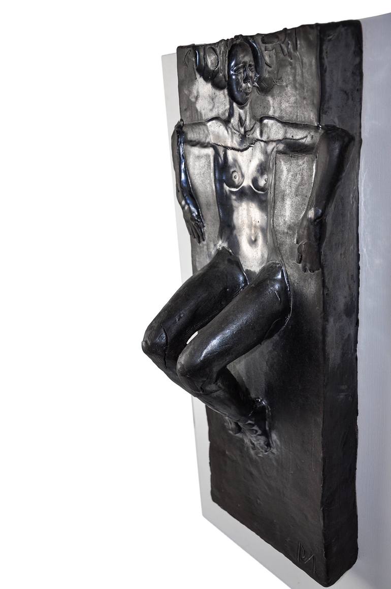 Original Contemporary Body Sculpture by Rosario Mainoni