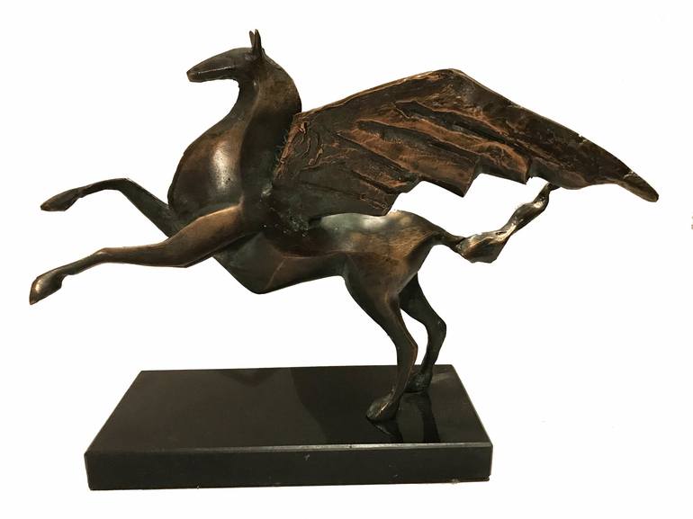 Original Realism Animal Sculpture by Kristof Toth