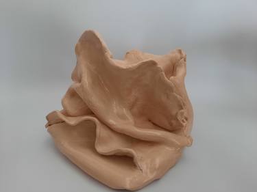 Tulle Ceramic Abstract Sculpture thumb