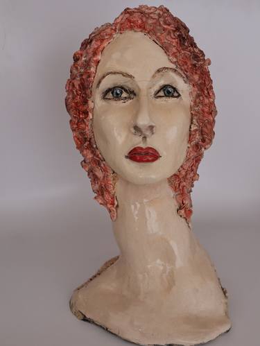Original Figurative Women Sculpture by Bilge Dogrucuoglu