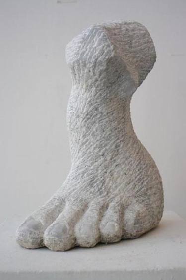 Foot thumb