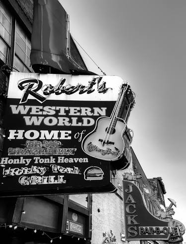 Robert's and Jack's. Nashville, Tenn. 2023 thumb