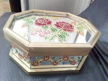 Flower art wooden jewelry box- acrylic painted octagonal box