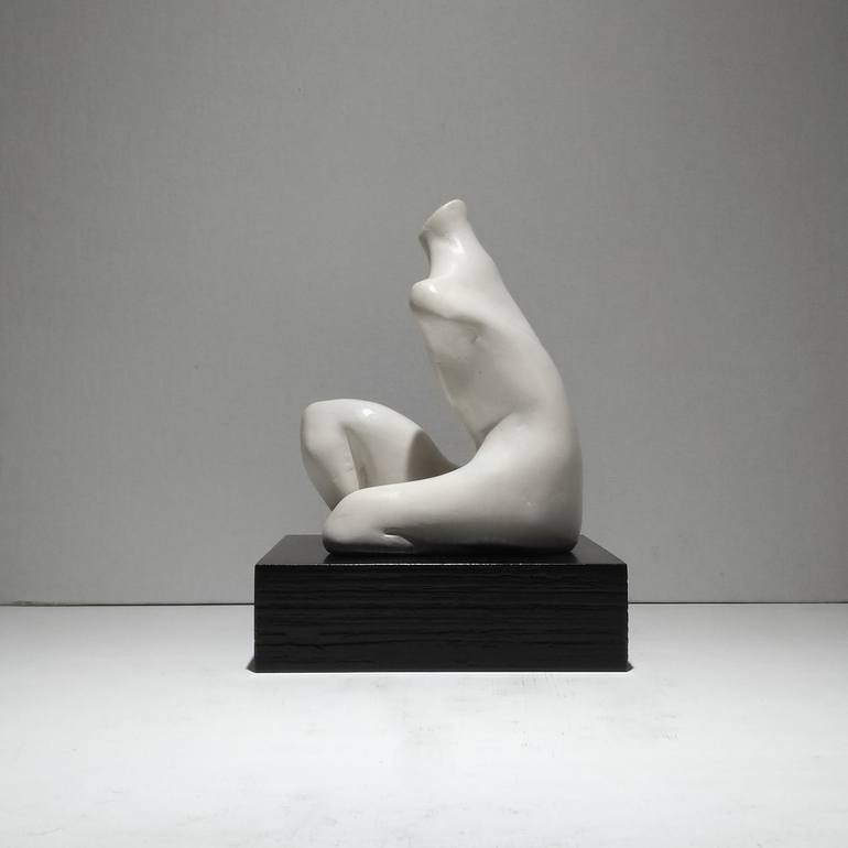 Original Black & White Body Sculpture by Juliet Valery