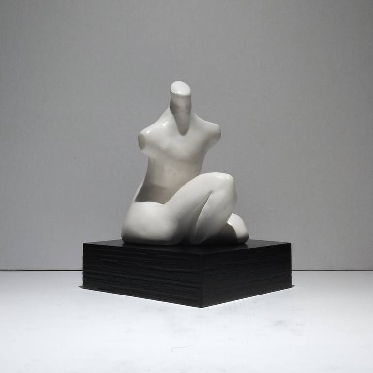 Original Black & White Body Sculpture by Juliet Valery