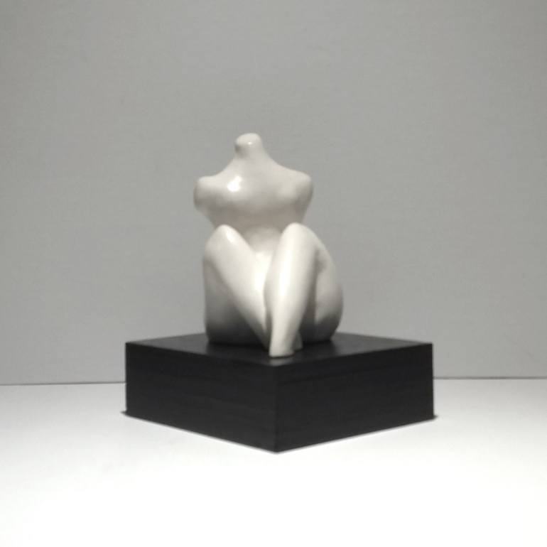 Original Contemporary Body Sculpture by Juliet Valery