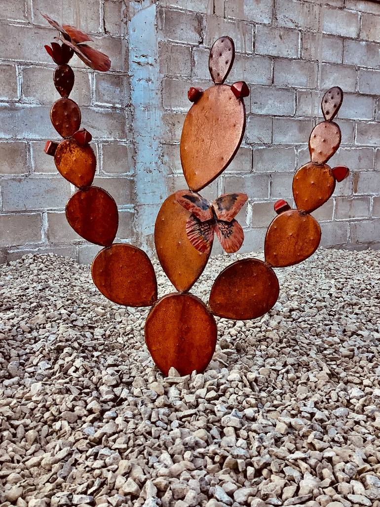 Original Abstract Expressionism Home Sculpture by Ramon Figueroa