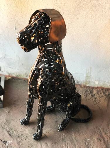 metal doggy statue thumb