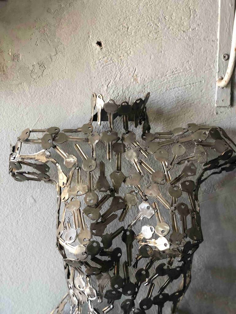 Original Body Sculpture by bull art