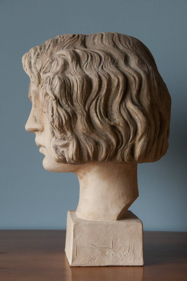 Original Art Nouveau Women Sculpture by Proyecto  de Arte Nuevo