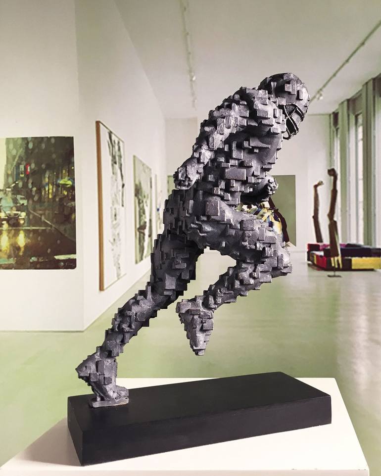 Original Sport Sculpture by Miguel Guía