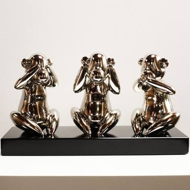 Wise monkeys nickel - Miguel Guía, Pop Art Nickel layer Sculpture thumb