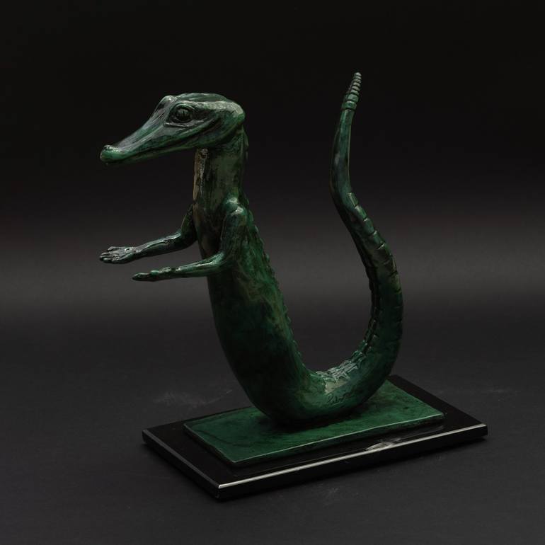 Original Animal Sculpture by Peri Pedro González Bustos