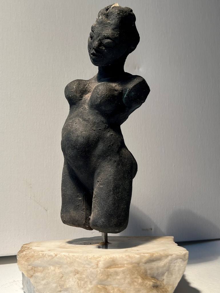 Original Women Sculpture by Edi Antonella Mantovani