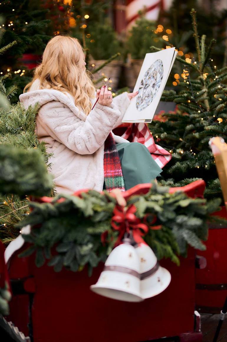 Original Realism Fashion Painting by Alisa Vovk