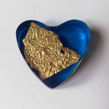 Luxurious Blue Heart 2328 thumb