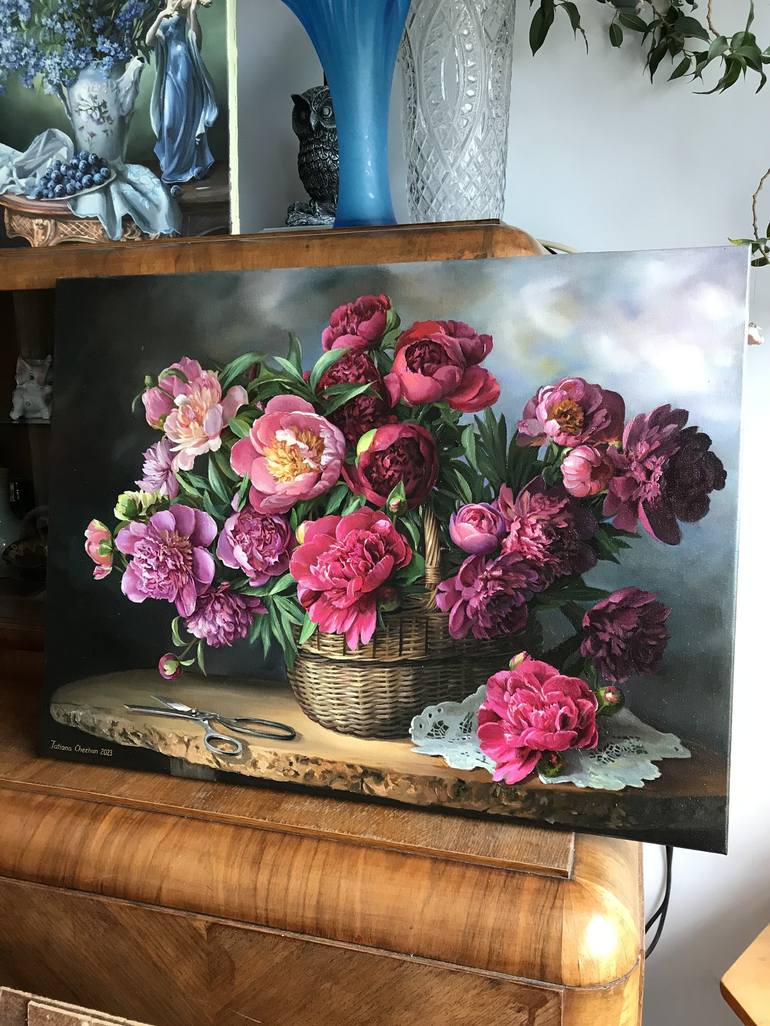 Original Floral Painting by Tatjana Cechun