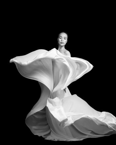 Original Conceptual Women Photography by xidong luo
