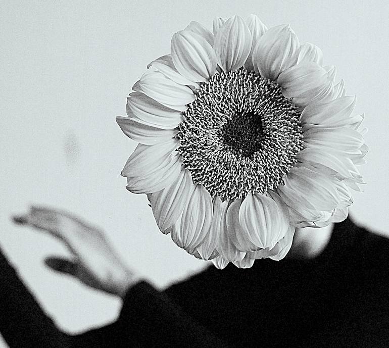 Original Conceptual Women Photography by Xidong Luo