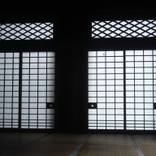 Paper doors by Ignacio Rodrguez