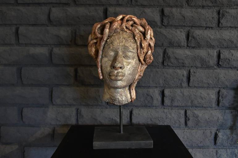 Original 3d Sculpture Women Sculpture by Dora Prevost