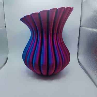 Space Color Vase, Trinity Series thumb
