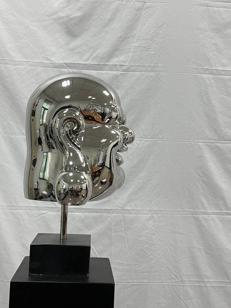 Original Art Deco Body Sculpture by Shaoning Fang