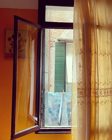 Pensione in Venice, Window View thumb
