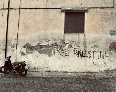 Original Documentary Politics Photography by Noé Badillo