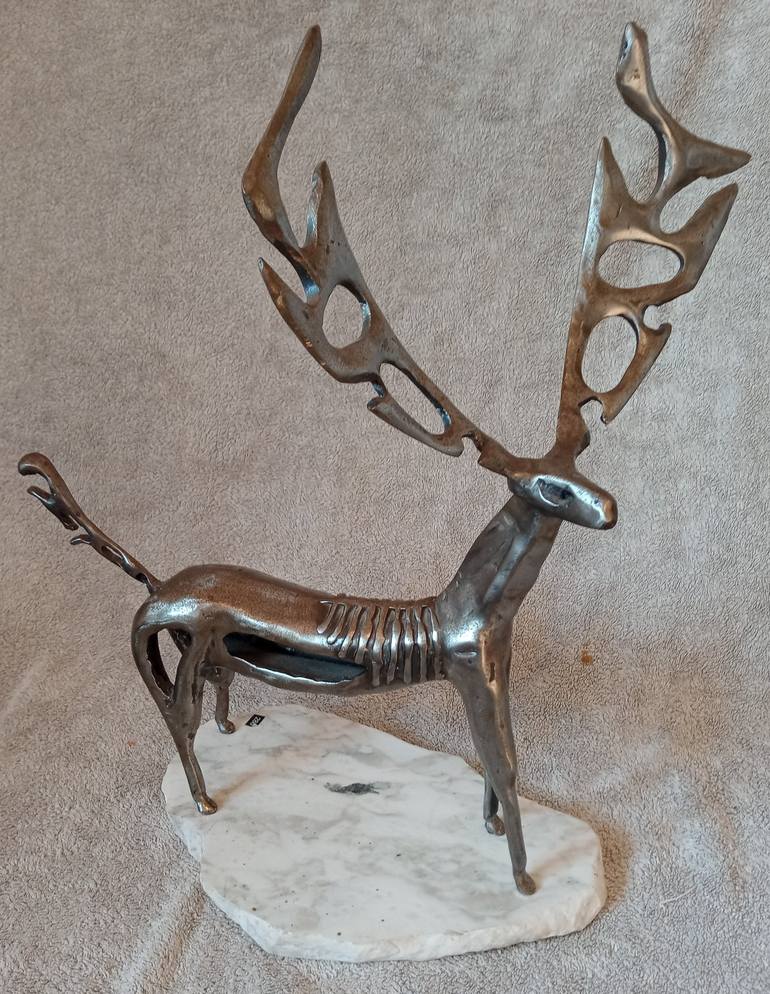 Original 3d Sculpture Animal Sculpture by Alan Pringle