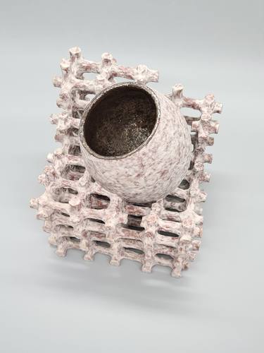 Egg - ceramic vessel thumb
